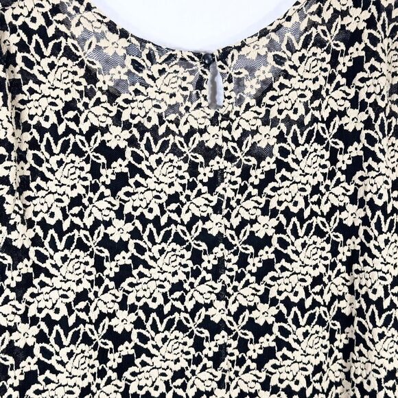 Catherines Plus Size 1X Top 18W 20W Lace Textured Beige Black‎ Lined Keyhole 728 - Picture 9 of 11